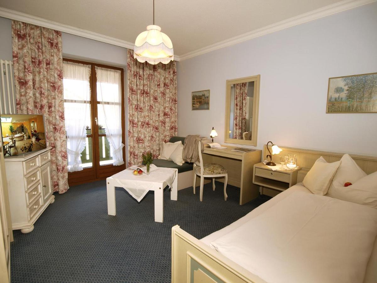 Xundheits Hotel Garni Eckershof Бад-Бирнбах Номер фото